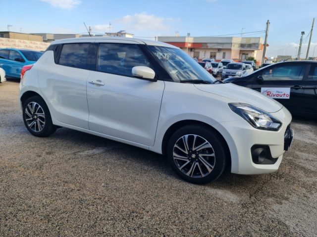 SUZUKI Swift Bianco perlato