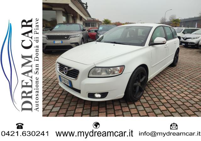 VOLVO V50 Bianco pastello