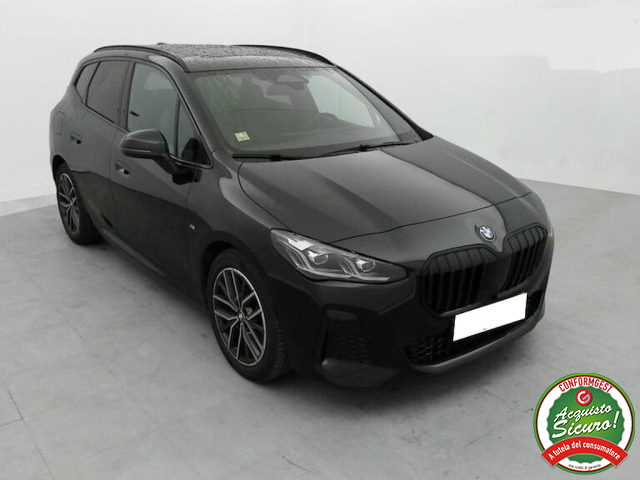 BMW 218 Nero metallizzato