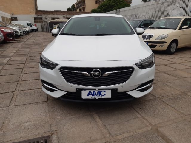 OPEL Insignia Bianco metallizzato