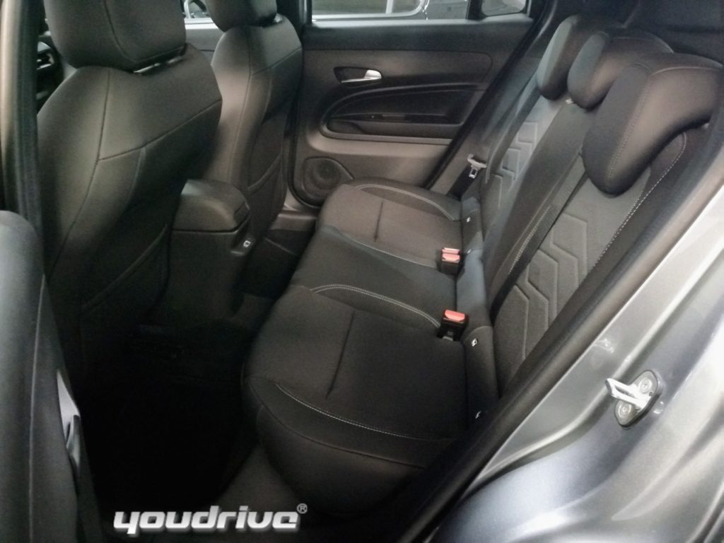 JEEP Avenger / 1.2 Turbo MHEV Longitude - 9