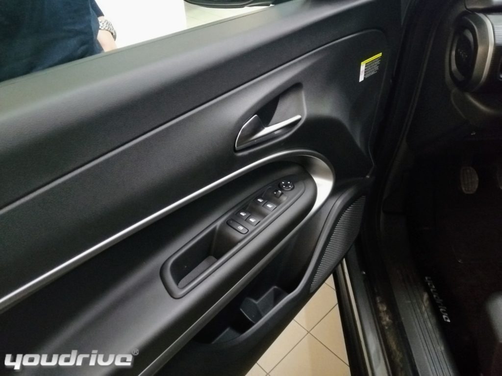 JEEP Avenger / 1.2 Turbo MHEV Longitude - 16