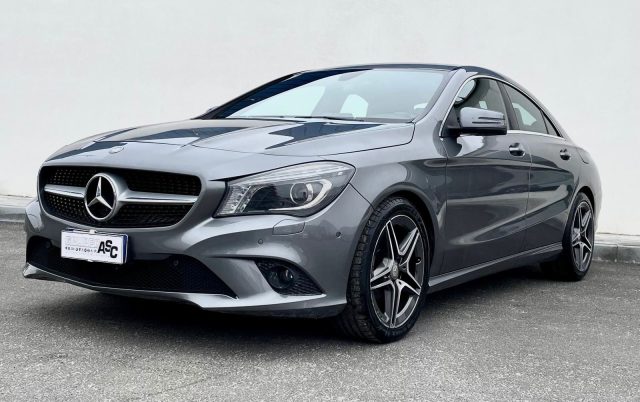 MERCEDES-BENZ CLA 200 Grigio pastello