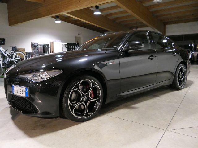 ALFA ROMEO Giulia Nero metallizzato