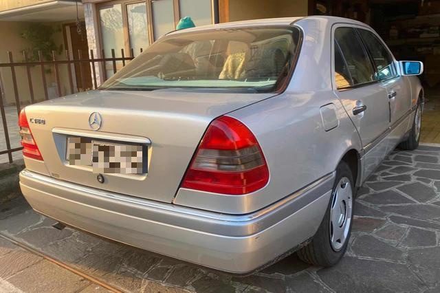 MERCEDES-BENZ C 180 Grigio metallizzato