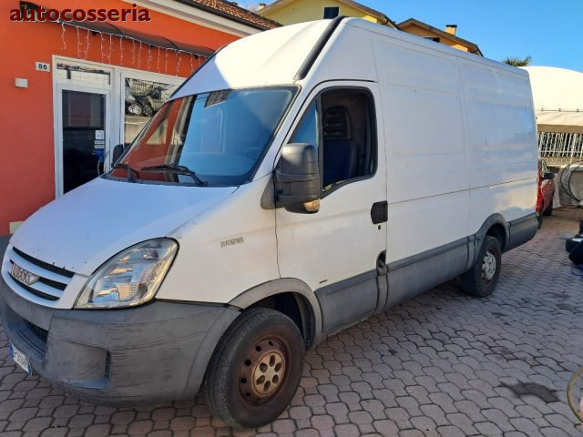 IVECO Daily Bianco pastello