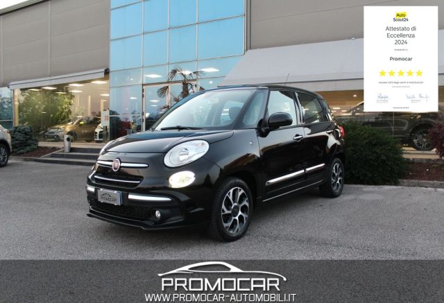 FIAT 500L Nero pastello