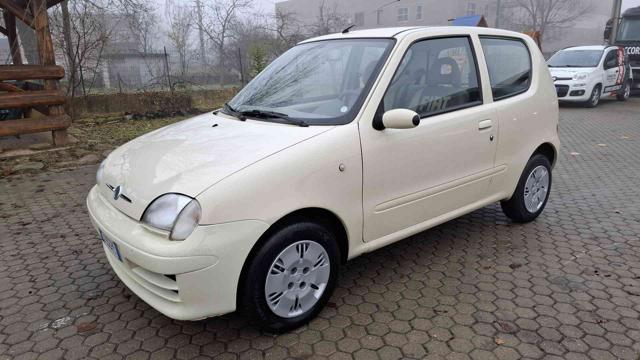 FIAT Seicento Beige pastello