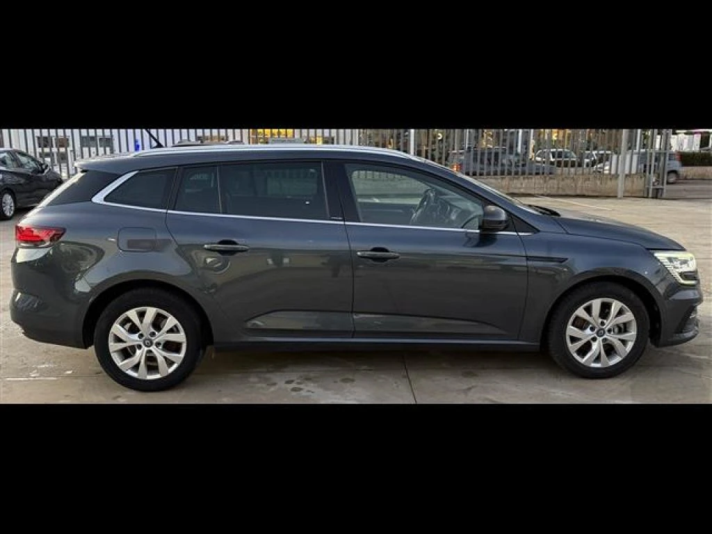 RENAULT Megane Sporter 1.6 E TECH Plug in Hybrid Business - 5