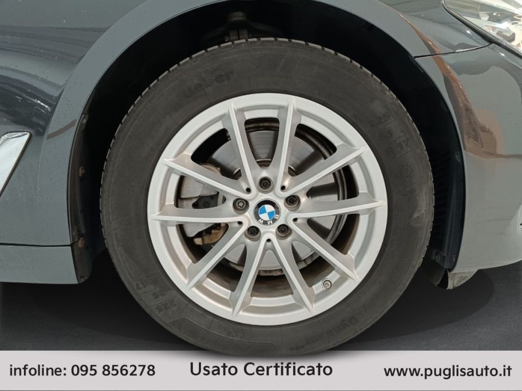 BMW 520 d xDrive Touring Business - 13
