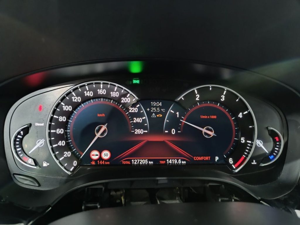 BMW 520 d xDrive Touring Business - 16