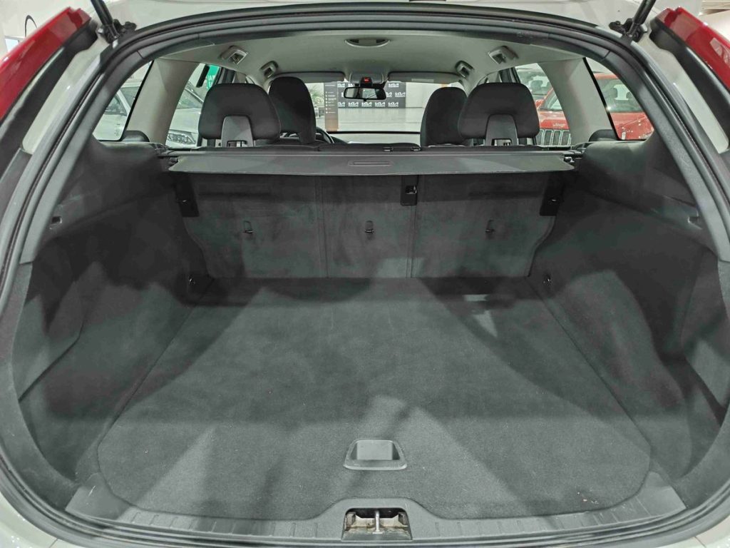 VOLVO XC60 D3 Geartronic Business - 12