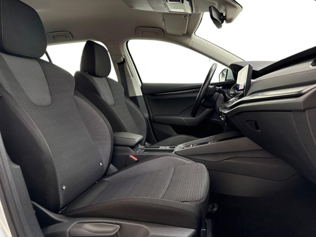 SKODA Octavia 1.0 e-TEC DSG Wagon Executive - 29