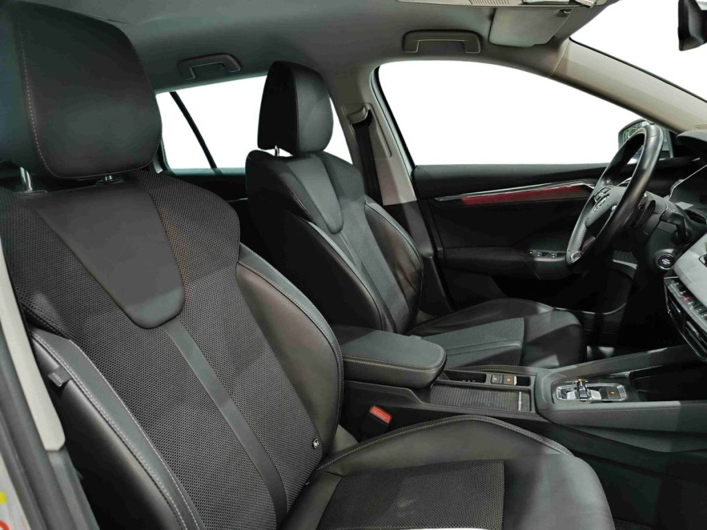 SKODA Octavia 1.5 G-TEC DSG Wagon Style - 18