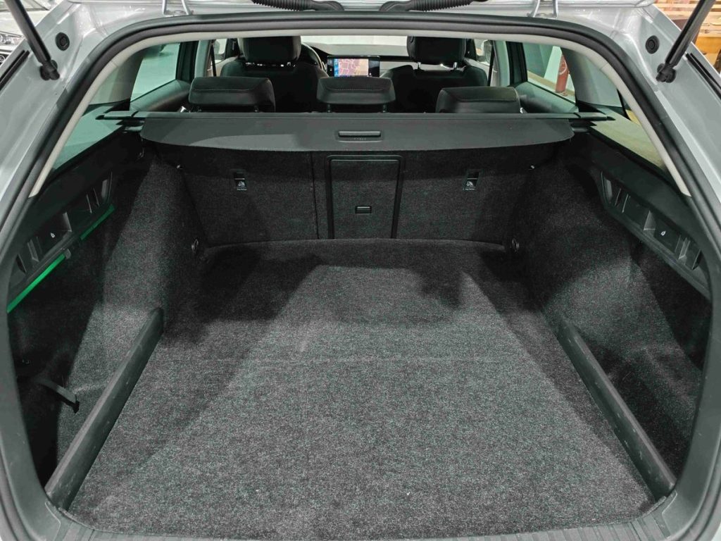 SKODA Octavia 1.5 G-TEC DSG Wagon Style - 13