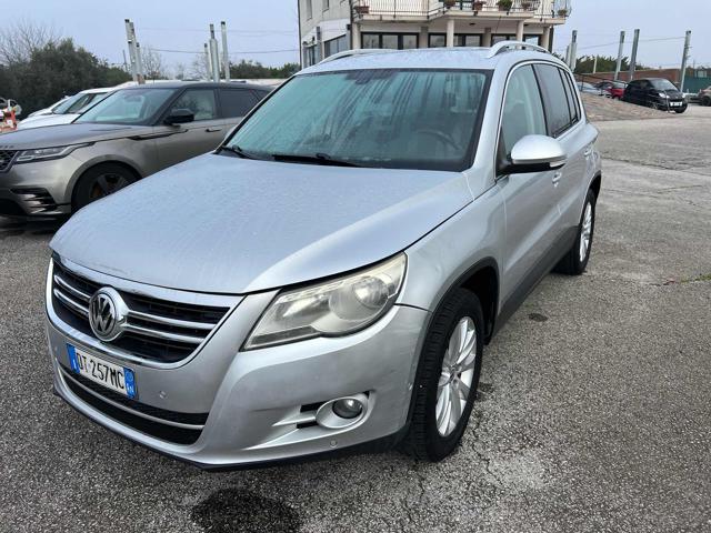 VOLKSWAGEN Tiguan Grigio metallizzato