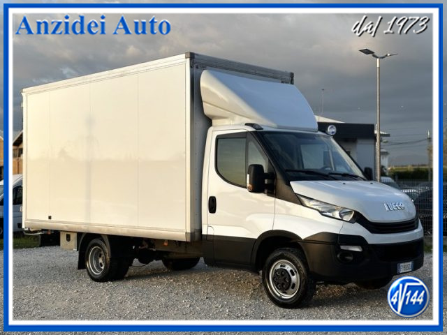 IVECO Daily Bianco pastello