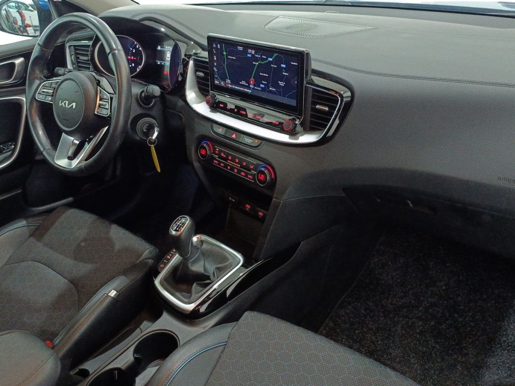 KIA XCeed 1.5 T-GDi 160 CV MHEV iMT Business - 9