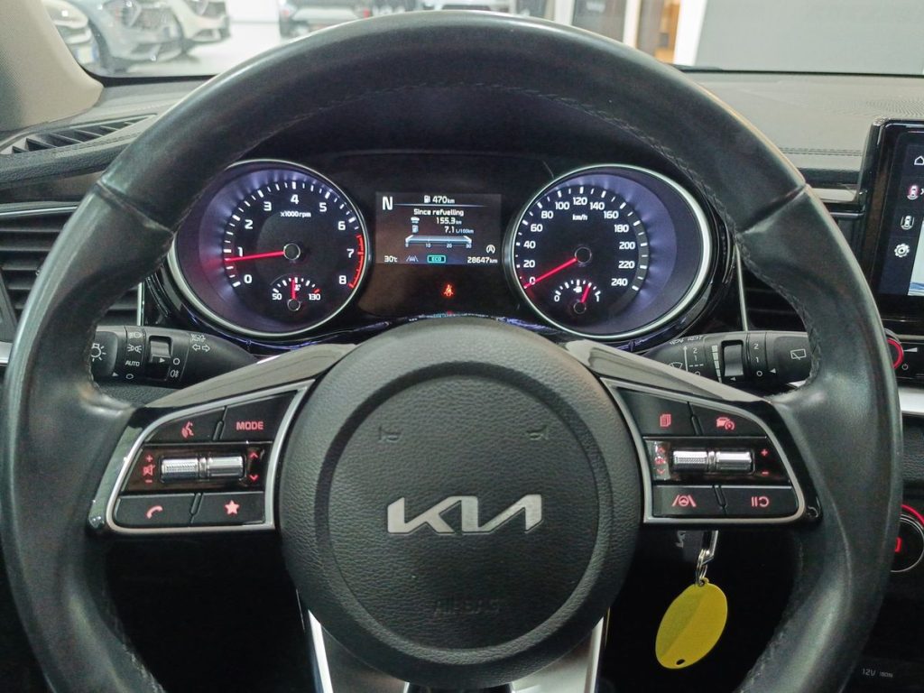 KIA XCeed 1.5 T-GDi 160 CV MHEV iMT Business - 17