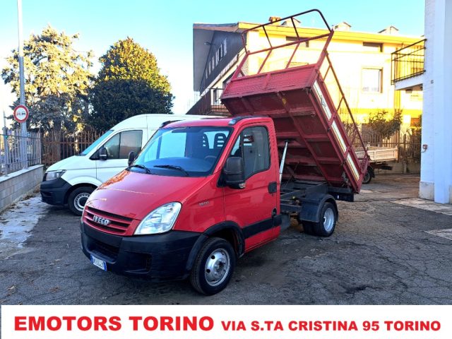 IVECO Daily Rosso pastello