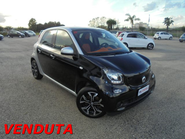 SMART ForFour Nero metallizzato