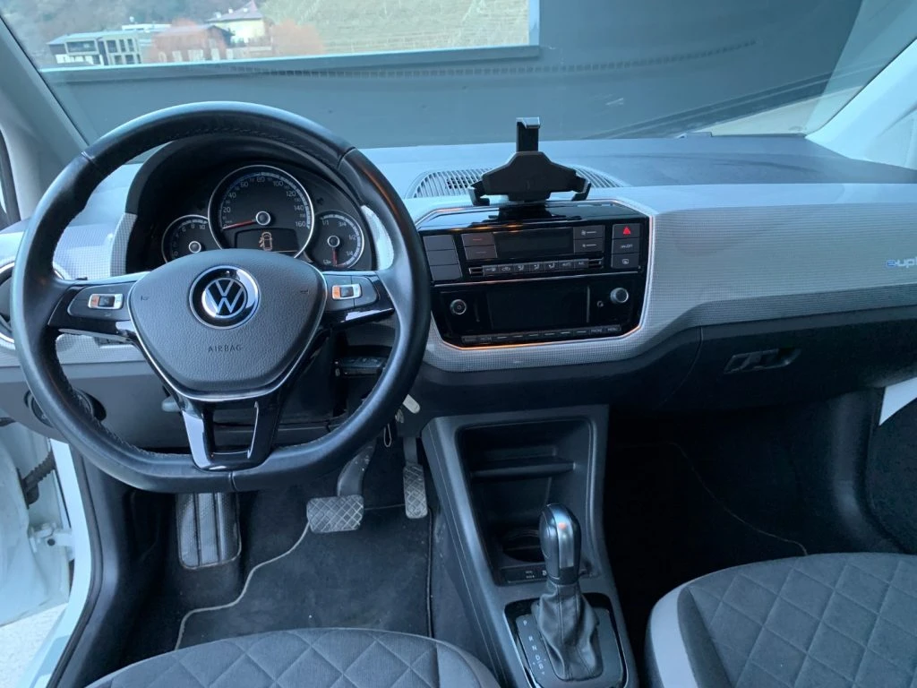 VOLKSWAGEN e-up! move up! Camera Bluetooth DAB+ **Neopatentati** - 5