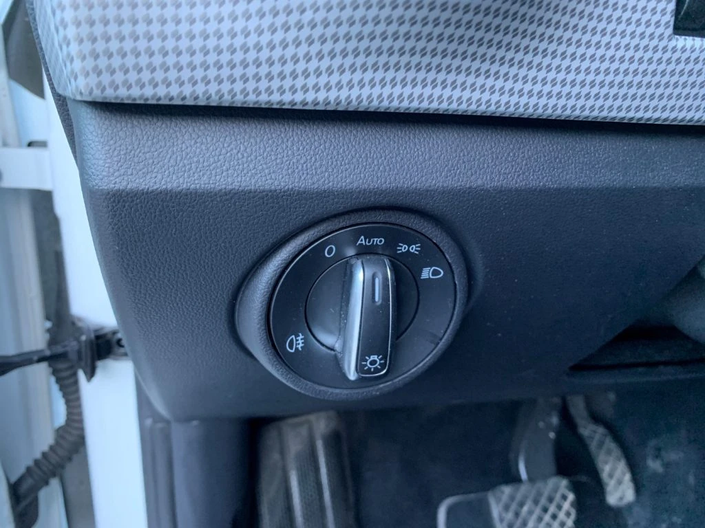 VOLKSWAGEN e-up! move up! Camera Bluetooth DAB+ **Neopatentati** - 9