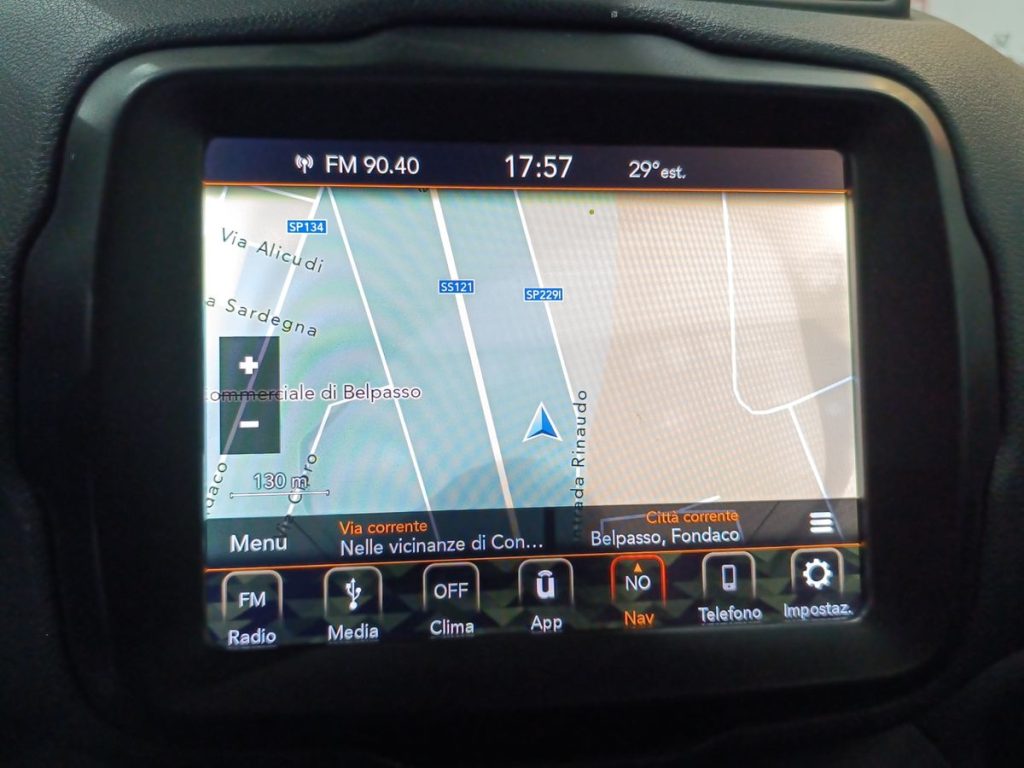 JEEP Renegade 1.4 MultiAir DDCT Limited - 16