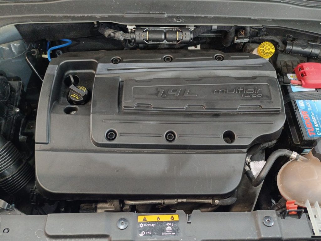 JEEP Renegade 1.4 MultiAir DDCT Limited - 18