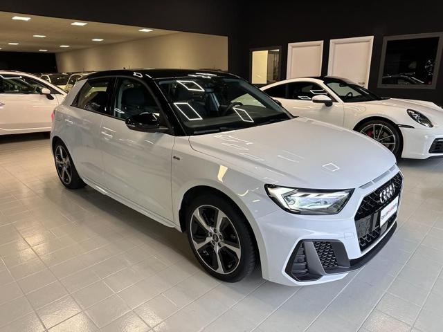 AUDI A1 Bianco perlato