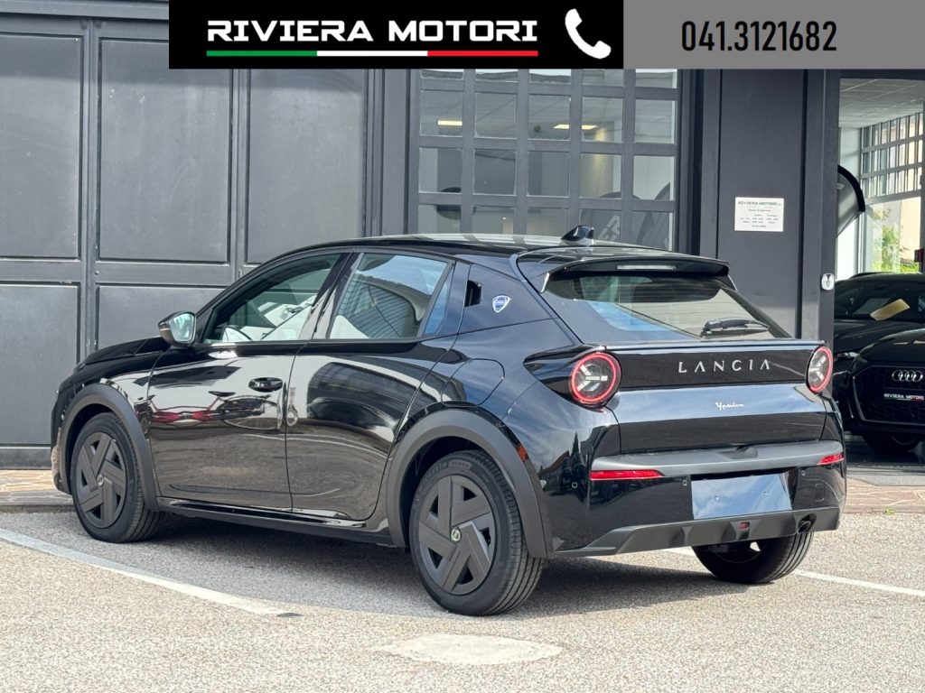LANCIA Ypsilon Hybrid e-DCT * VARI COLORI* - 12