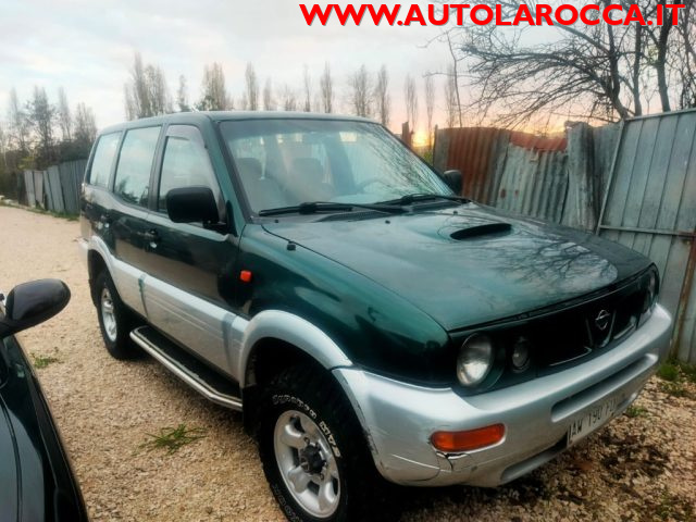 NISSAN Terrano II Verde metallizzato