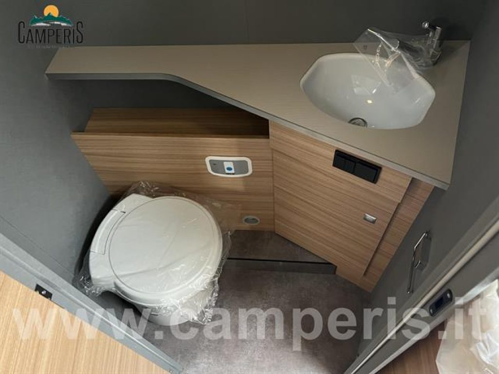 DETHLEFFS JUST T7052 EB- VERSIONE CAMPERIS