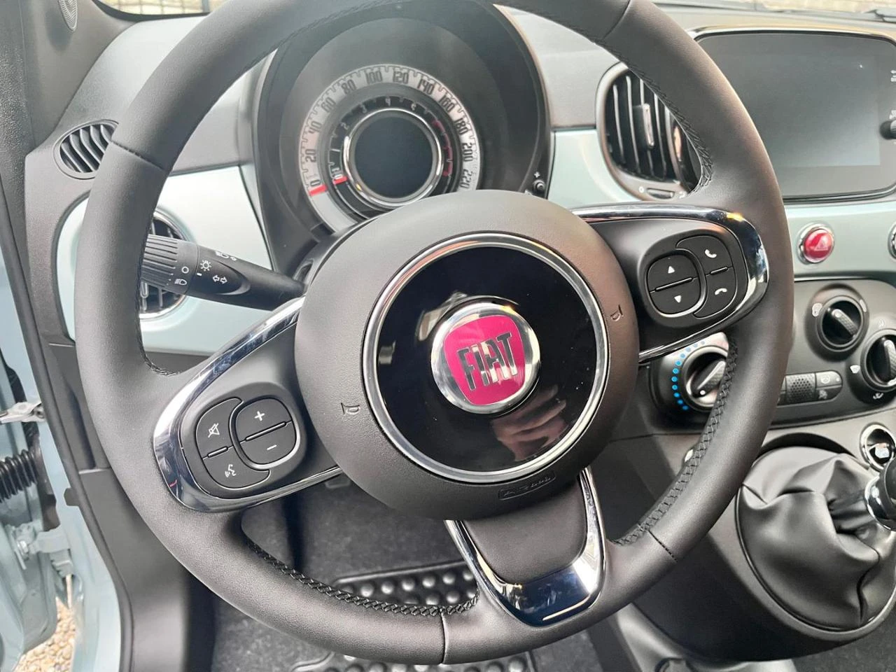 FIAT 500 1.0 Hybrid - 8