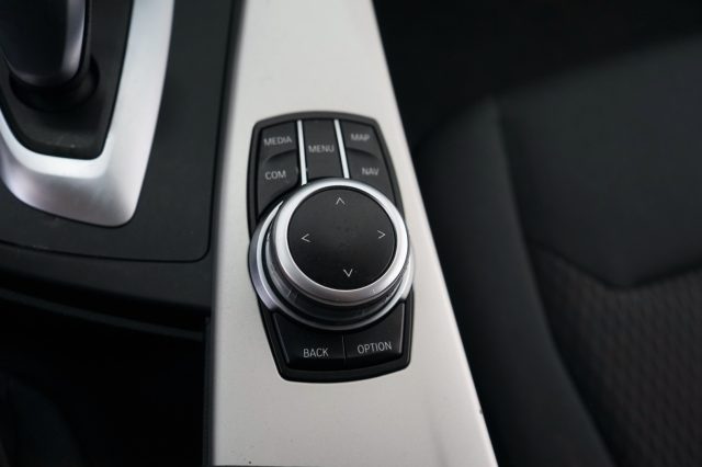 BMW 318 10