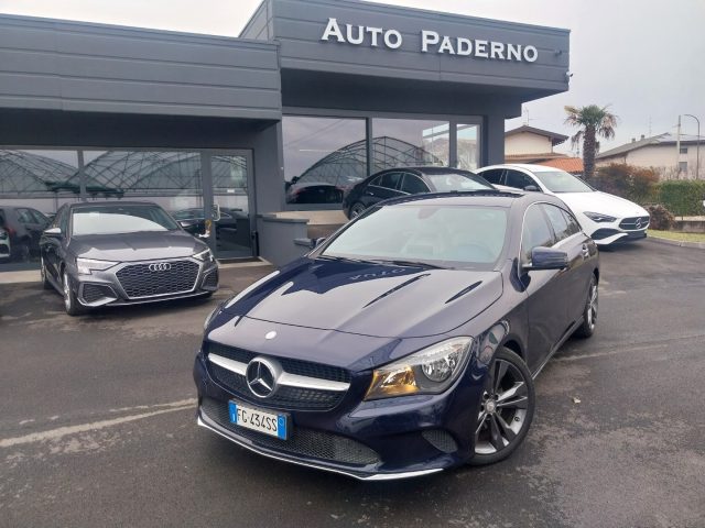 MERCEDES-BENZ CLA 180 Blu metallizzato