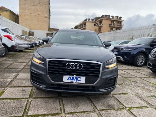 AUDI Q2 Antracite pastello