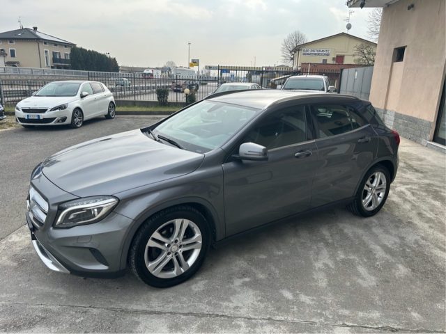 MERCEDES-BENZ GLA 200 ANTRACITE SCURO metallizzato