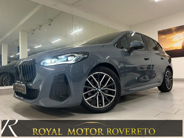 BMW 218 Grigio metallizzato