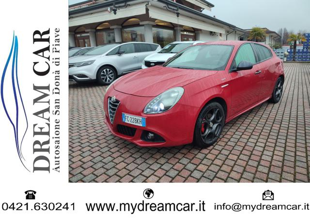 ALFA ROMEO Giulietta Rosso pastello