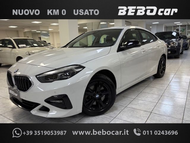 BMW 218 Bianco pastello