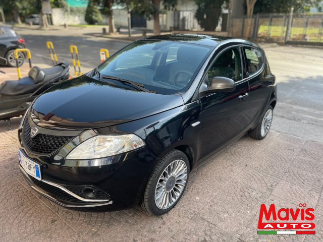 LANCIA Ypsilon Nero metallizzato