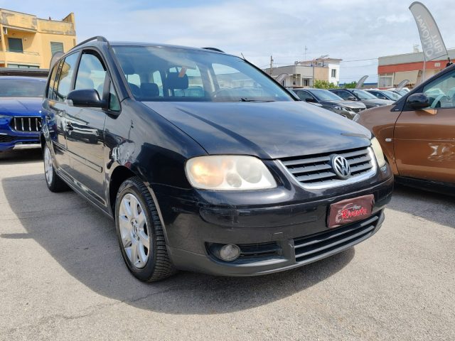 VOLKSWAGEN Touran Nero metallizzato