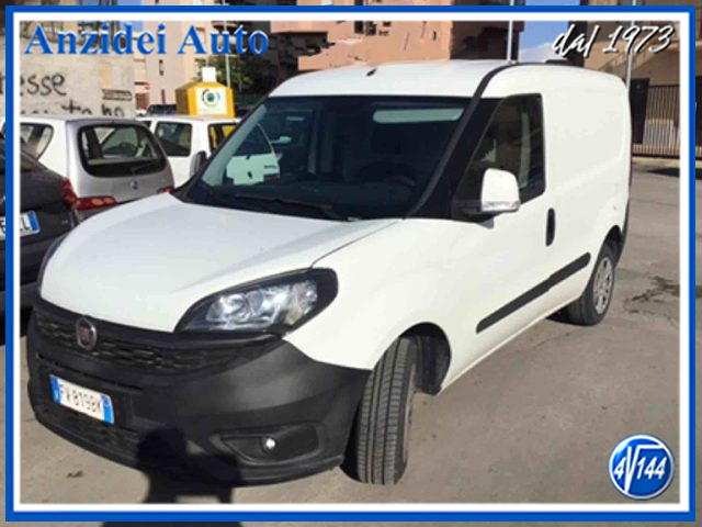 FIAT Doblo Bianco pastello