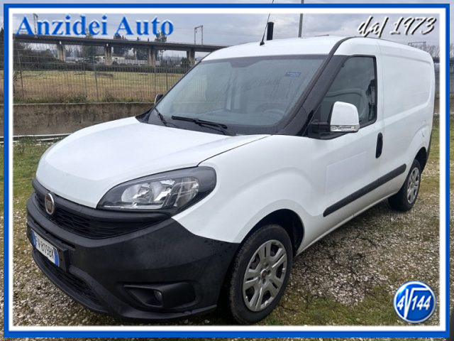 FIAT Doblo Bianco pastello