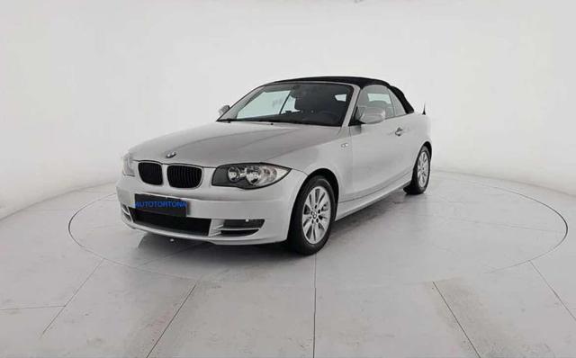 BMW 118 Grigio metallizzato