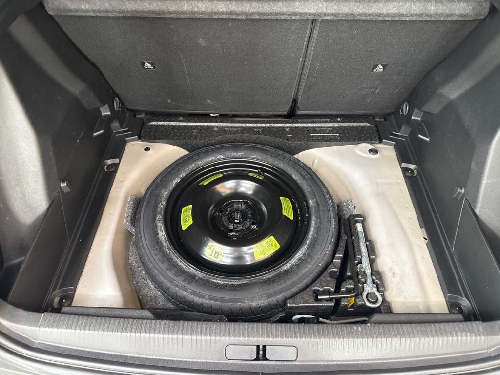 PEUGEOT 2008 PureTech 130 S&S GT Line - 13