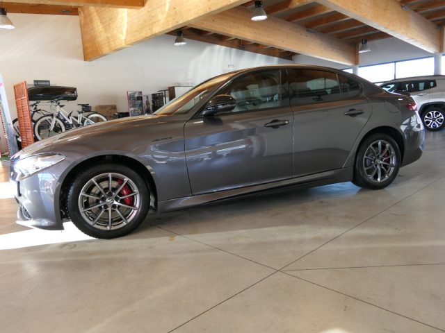 ALFA ROMEO Giulia Grigio scuro metallizzato