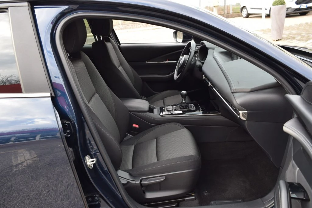 MAZDA CX-30 2.0L e-Skyactiv-G M Hybrid 2WD Executive 122CV - 11