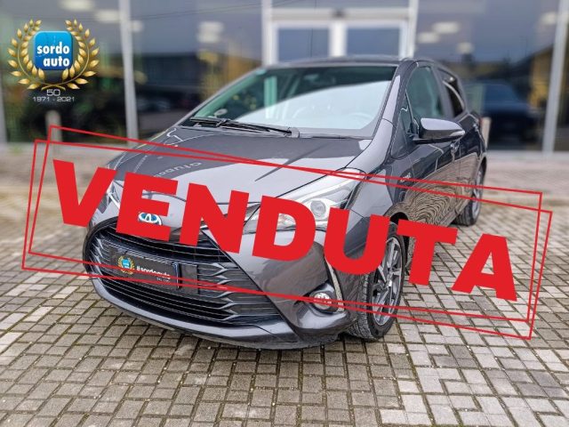 TOYOTA Yaris Grigio scuro metallizzato